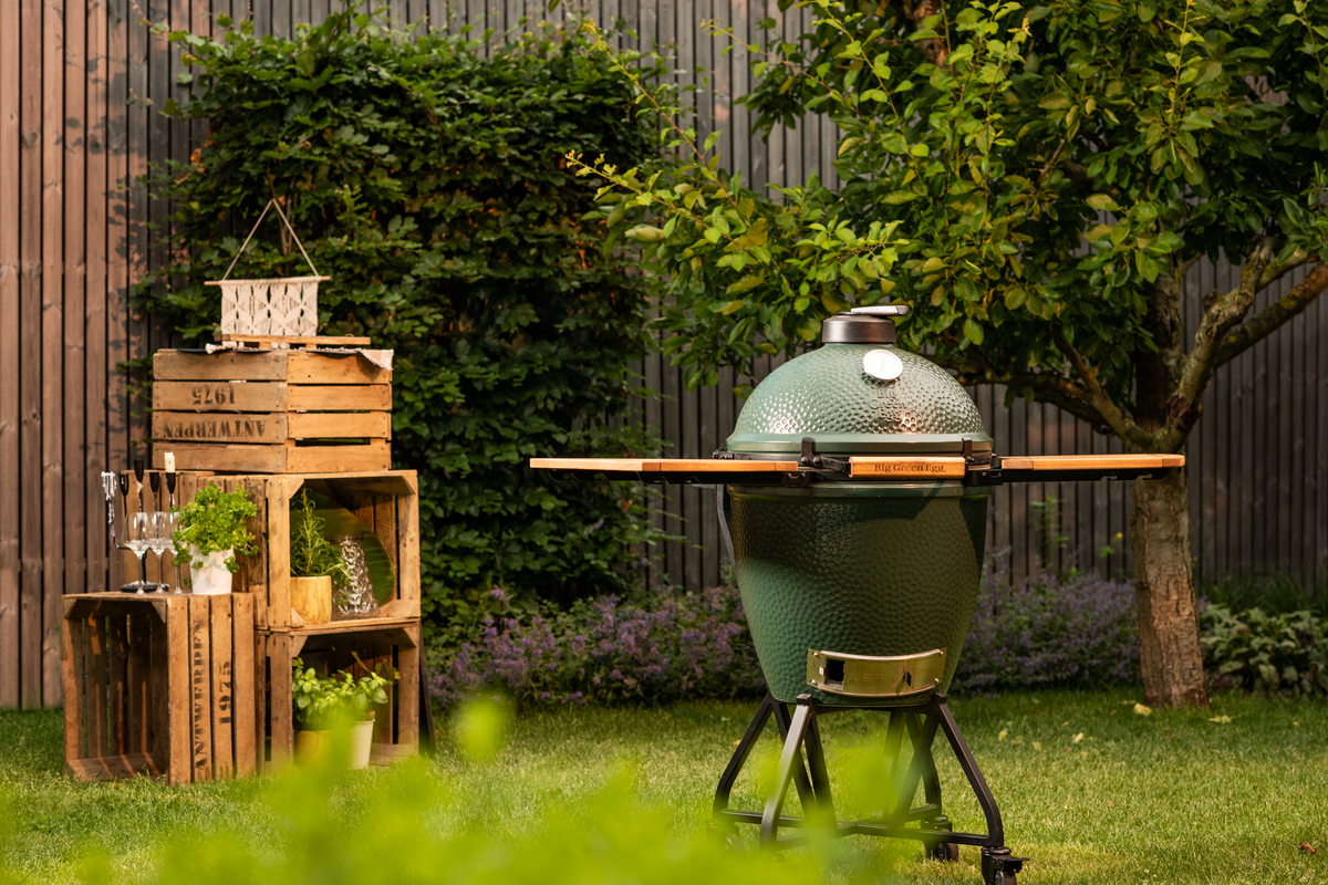 ARCTIC SPAS / BIG GREEN EGG