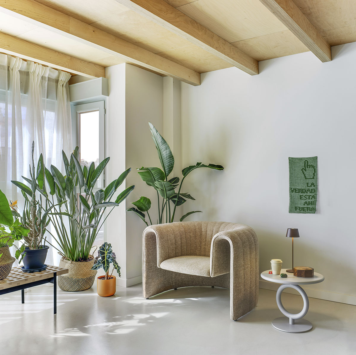 Interjero pavasaris - BARSELONA LIVING salone įspūdingas fotelis iš SANCAL